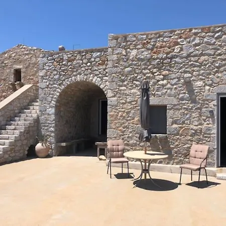 Villa Zen In Mani Lagia