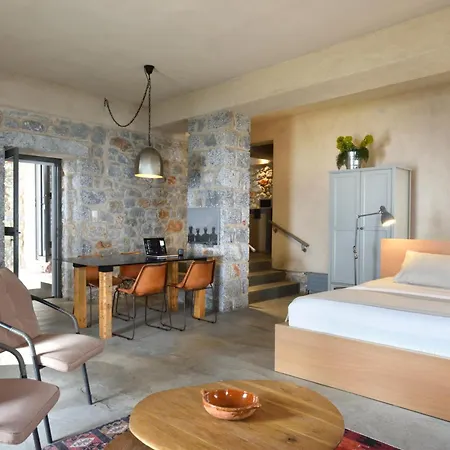 Zen In Mani Villa